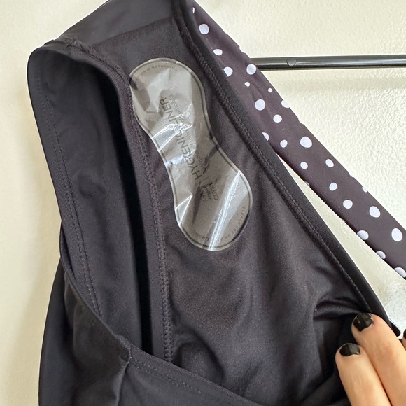 Cupshe Black and White Tankini - Picture 9 of 9